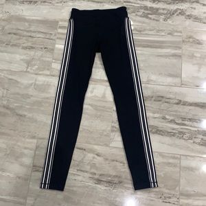 Athleta Girl Earn your stripe leggings in black and white. Size Large (10-12).